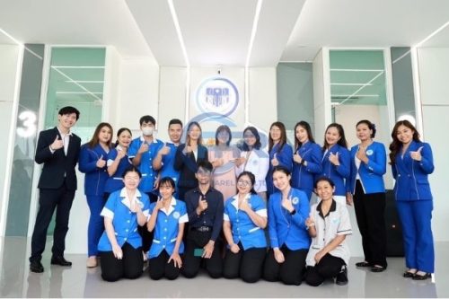 ชุดยูนิฟอร์ม